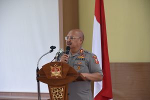 SESPIM LEMDIKLAT POLRI = EXECUTIVE EDUCATION? OLEH KASESPIM LEMDIKLAT POLRI IRJEN POL. Prof. Dr. CHRYSHNANDA DL, M.Si.